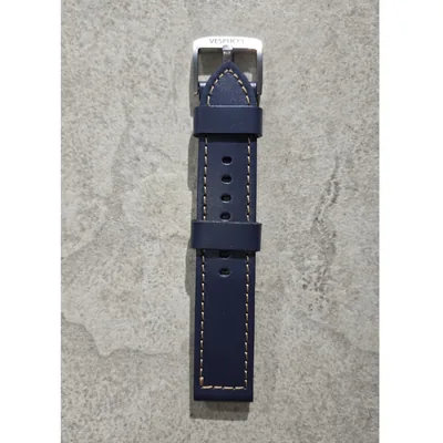 Cinturino in pelle Kodiak blu con cuciture oro